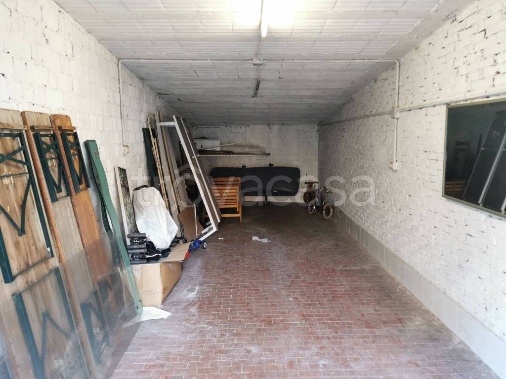 Garage in vendita a Piacenza via Paolo Bozzini, 2