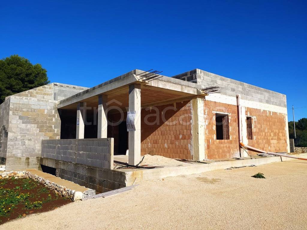 Villa Bifamiliare in vendita a Carovigno