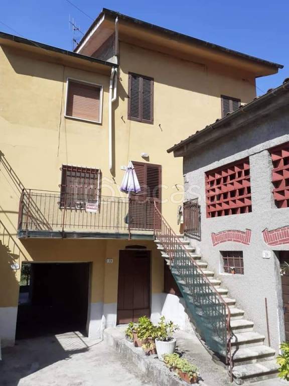 Casa Indipendente in in vendita da privato a Borgo a Mozzano via della Corte, 19