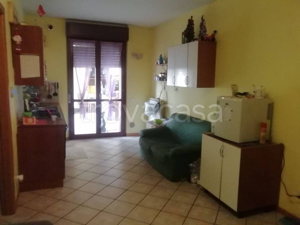Appartamento in in vendita da privato a Borgo San Giacomo frazione Motella, 5