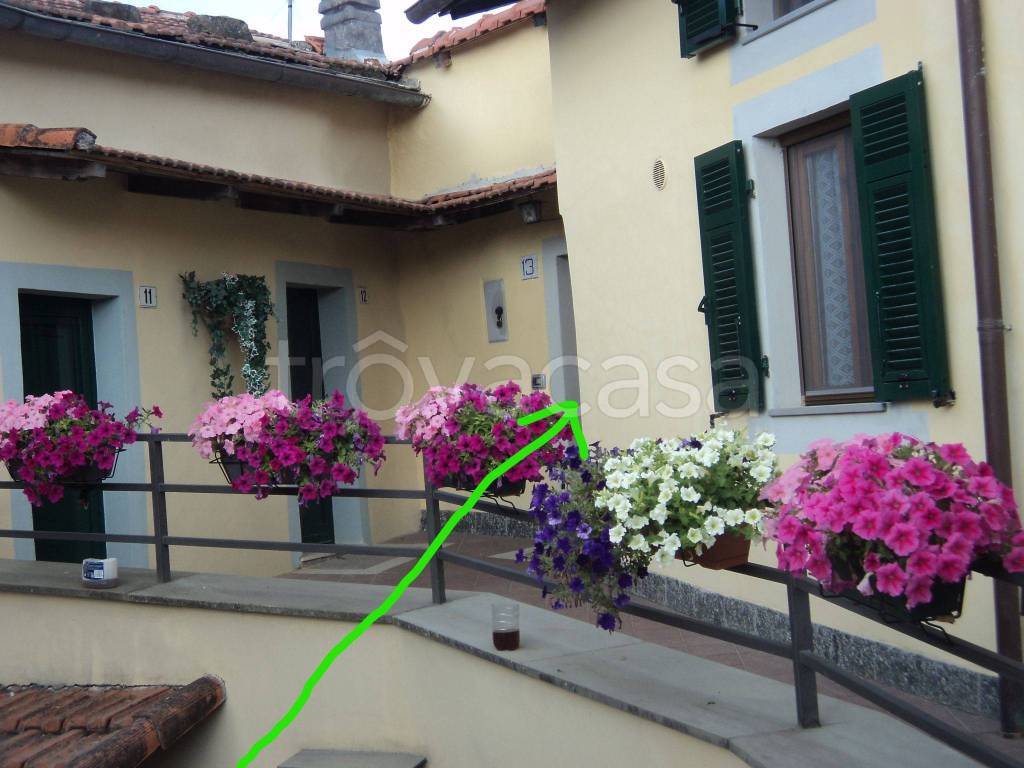 Appartamento in in vendita da privato a Beverino piazza Castello, 13