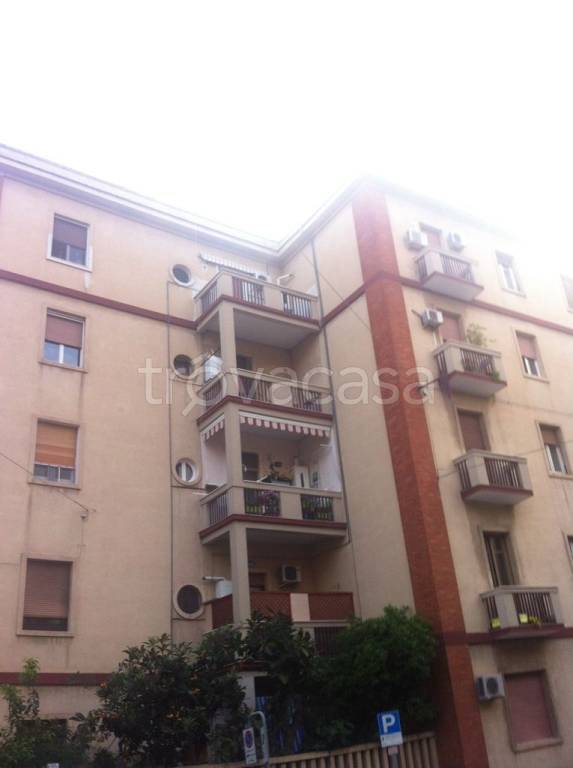 Appartamento in in vendita da privato a Taranto via Tito Minniti, 75