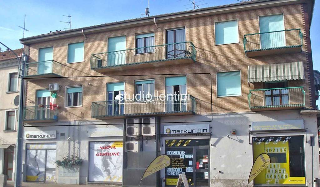Appartamento in in vendita da privato a Casale Monferrato corso Valentino, 263