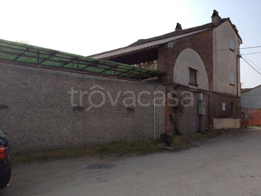 Capannone Industriale in vendita a Portalbera frazione san Pietro ,17