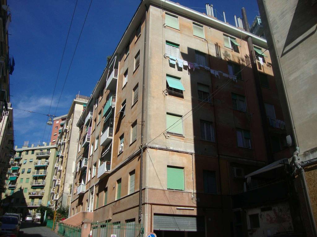 Appartamento in vendita a Genova viale alla Pineta