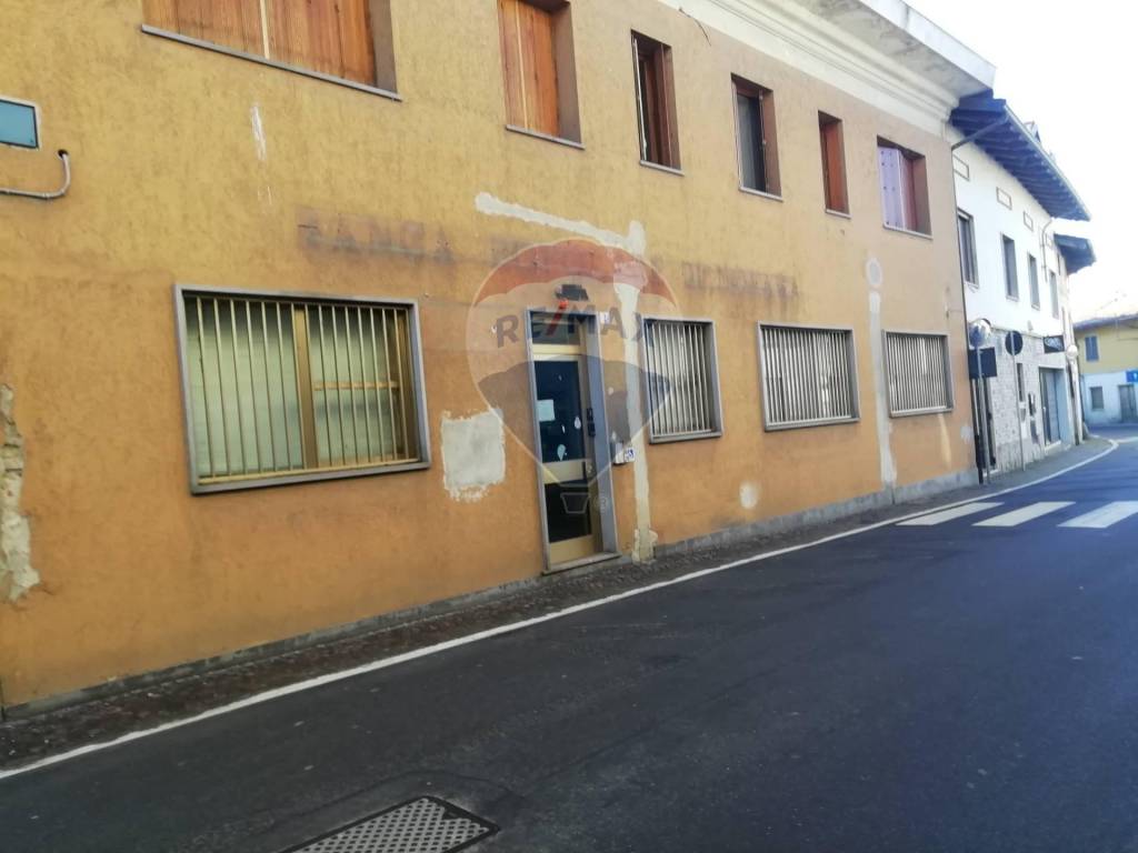 Negozio in vendita a Buronzo via Mazzini, 2