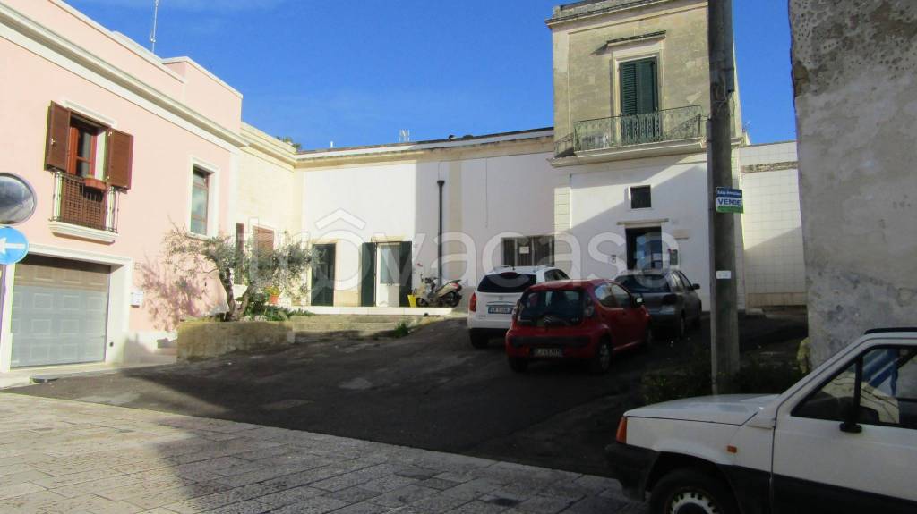 Casa Indipendente in vendita a Lizzanello via Paladini, 38