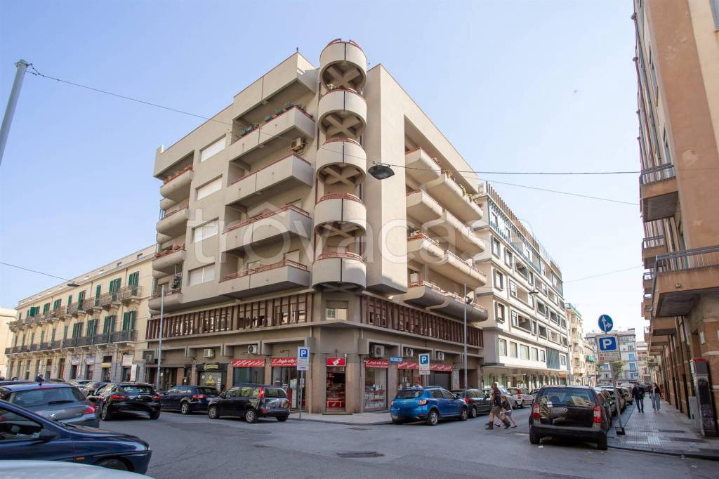 Ufficio in vendita a Messina via XXVII Luglio