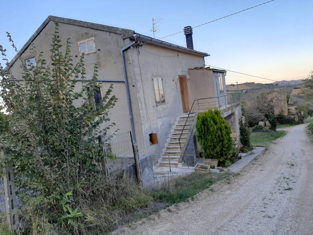 Casa Indipendente in in vendita da privato a Castignano contrada Castiglioni