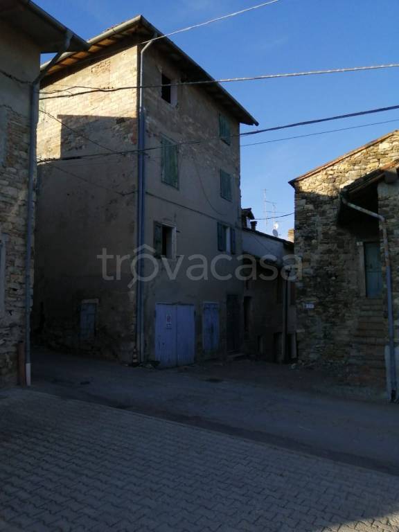 Casa Indipendente in in vendita da privato a Viano via Tabiano, 21