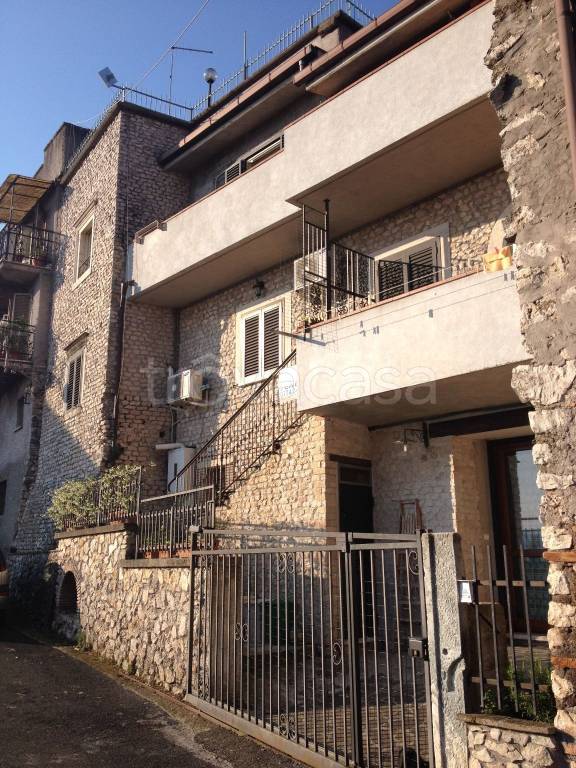 Appartamento in in vendita da privato a Sant'Angelo Romano via del Giglio, 13