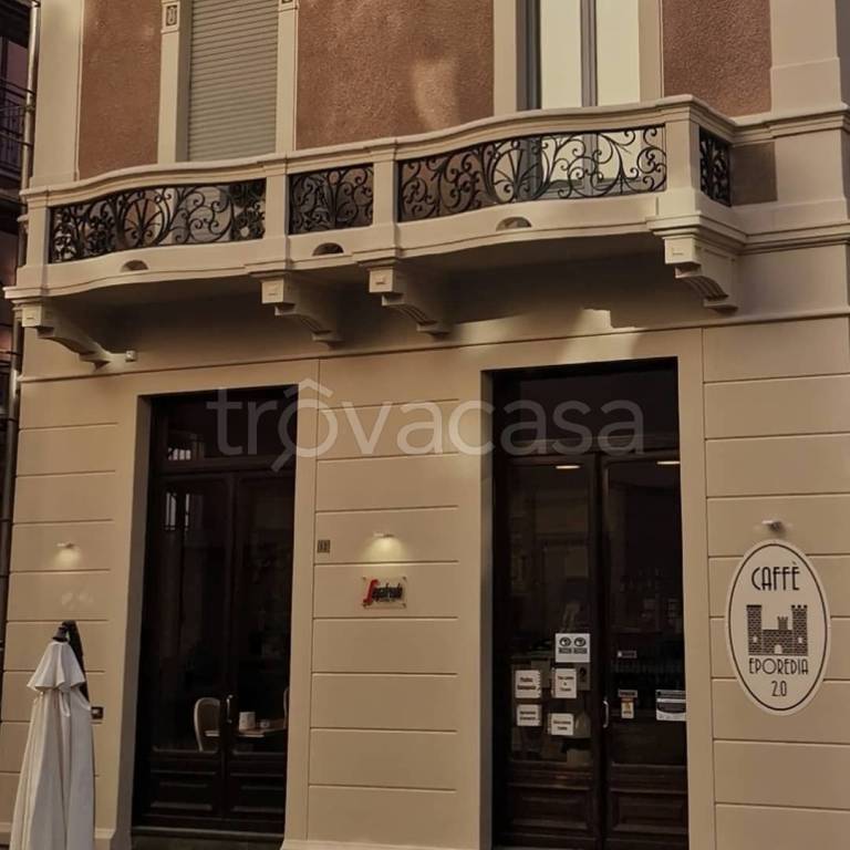Bar in in vendita da privato a Ivrea via Piave, 4