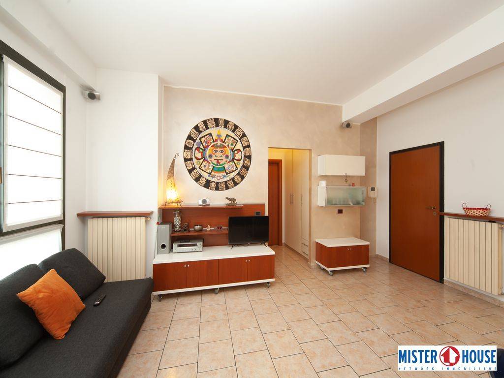 Appartamento in vendita a Seregno via Arrigo Boito, 2