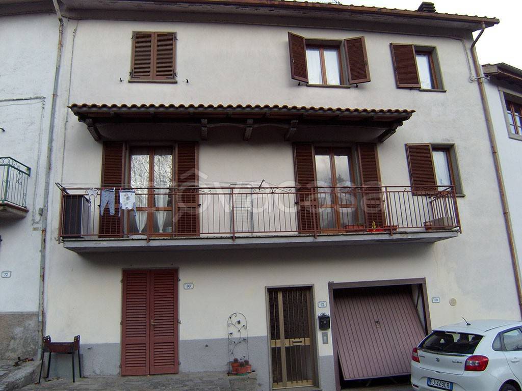 Casa Indipendente in vendita a Piancastagnaio via Case Nuove