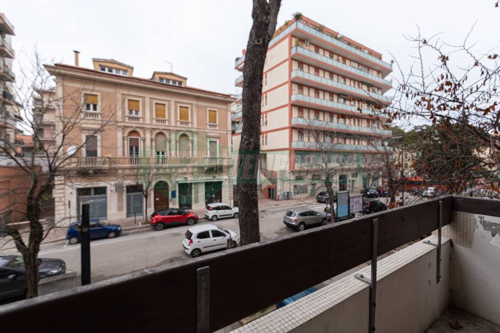 Appartamento in vendita a Pescara viale Vittoria Colonna, 15