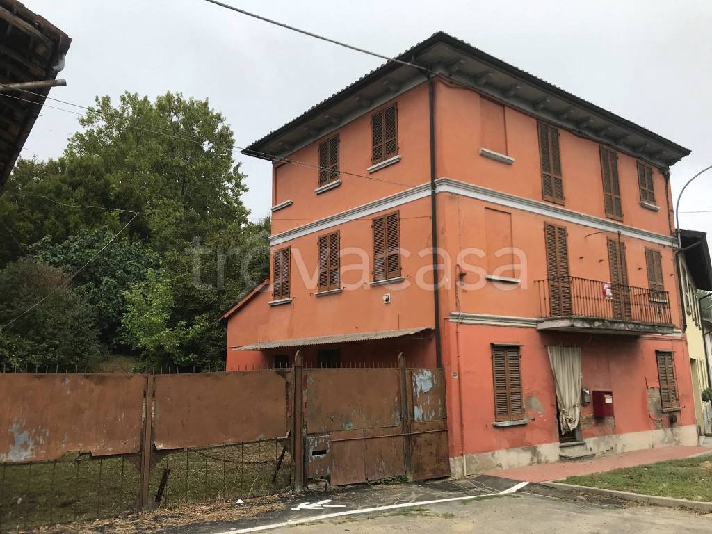 Villa in in vendita da privato a Canneto Pavese frazione Vigalone, 20