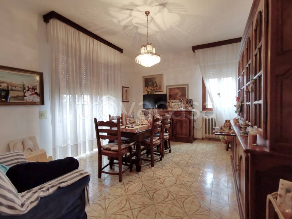 Appartamento in vendita a San Giuliano Terme via Ulisse Dini, 78