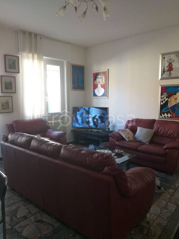 Appartamento in in vendita da privato a Omegna via Giuseppe Mazzini, 22