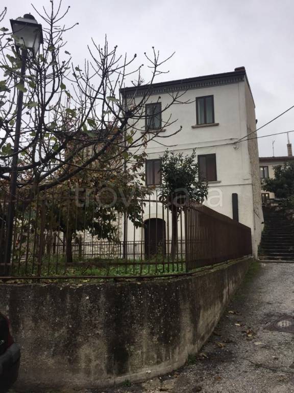Villa in in vendita da privato a San Giuliano del Sannio vico Sonno