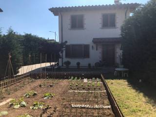 Casa indipendente in in vendita da privato a castelnuovo di garfagnana strada provinciale di san romano in garfagnana, 12