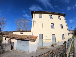 Casa indipendente in in vendita da privato a fossombrone strada provinciale flaminia, 72
