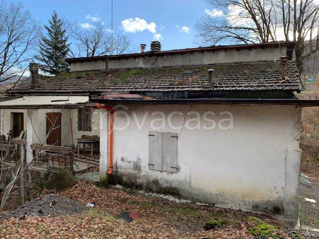 Villa Bifamiliare in in vendita da privato a Pavullo nel Frignano via Fondovalle Panaro, 2-4