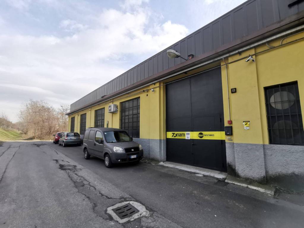 Capannone Industriale in in vendita da privato a Monza via Donatello, 12