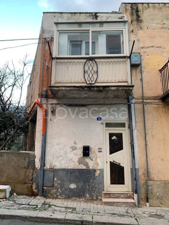 Appartamento in vendita a Carini via Sant'Anna