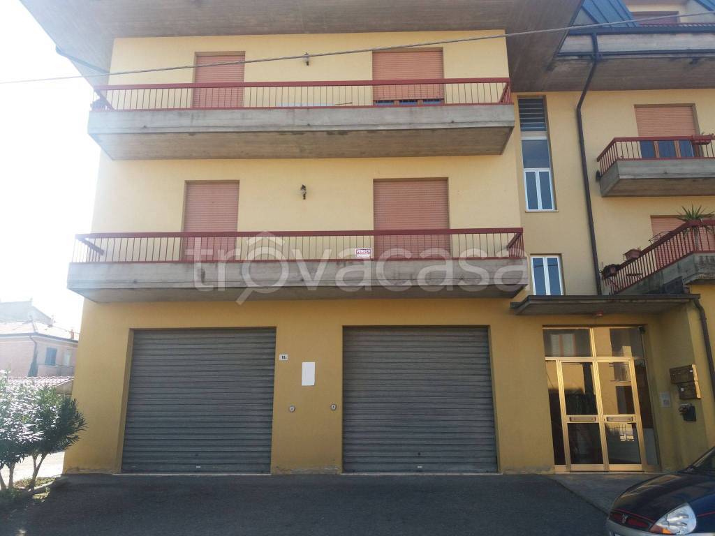 Appartamento in in vendita da privato a Sinalunga via Marzabotto, 18
