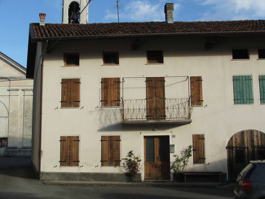 Colonica in in vendita da privato a Santa Giustina frazione Cergnai, 23