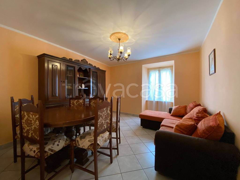 Casa Indipendente in vendita a Perugia via Interna, 44