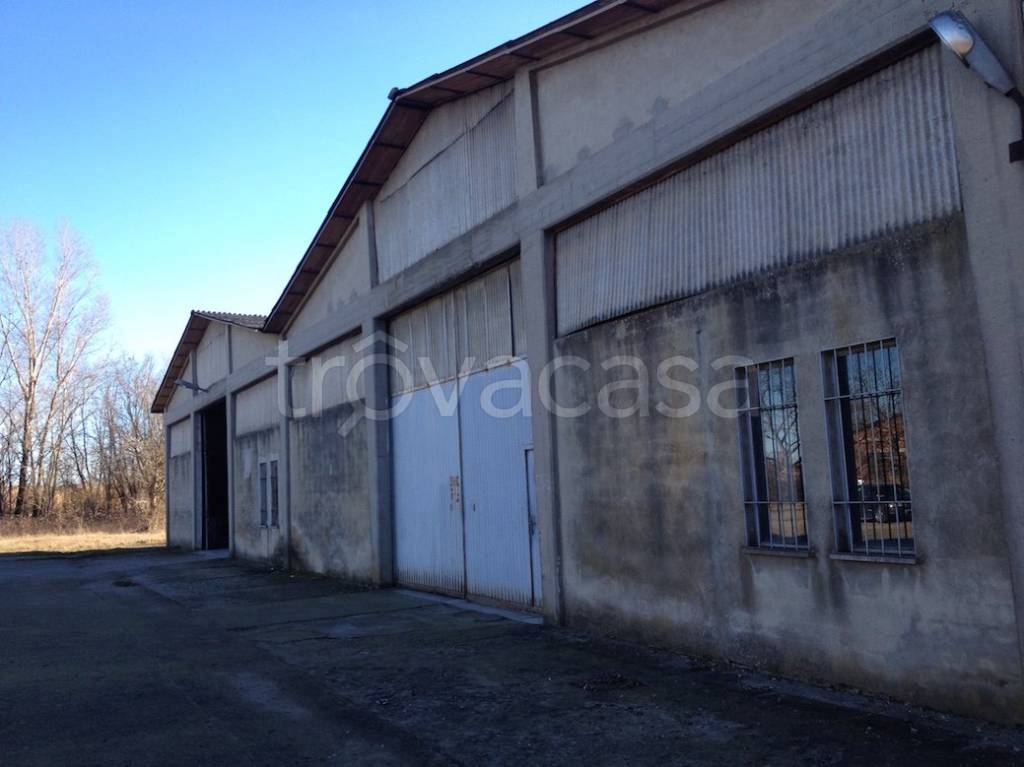 Capannone Industriale in vendita a Fiorenzuola d'Arda strada del Frascale