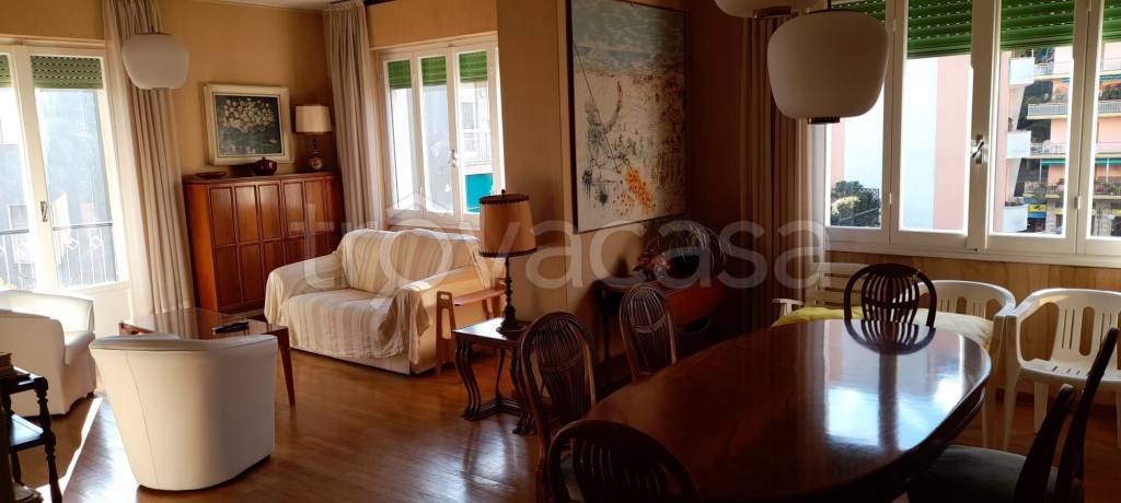 Appartamento in in vendita da privato a Sanremo corso degli Inglesi, 178