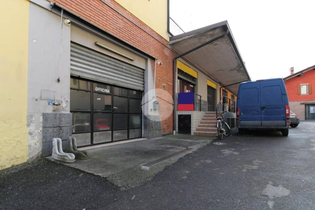Negozio in vendita a Bagnolo Mella via giuseppe zanardelli, 16