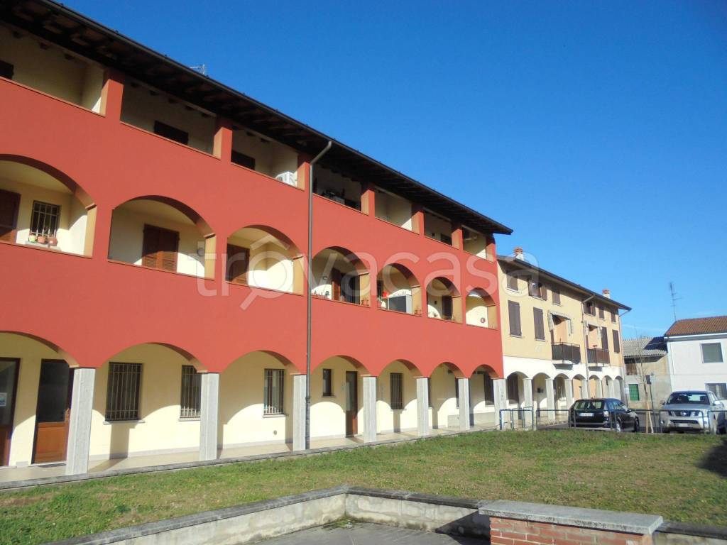 Appartamento in vendita a Casalmorano via Giovanni Ormezzani