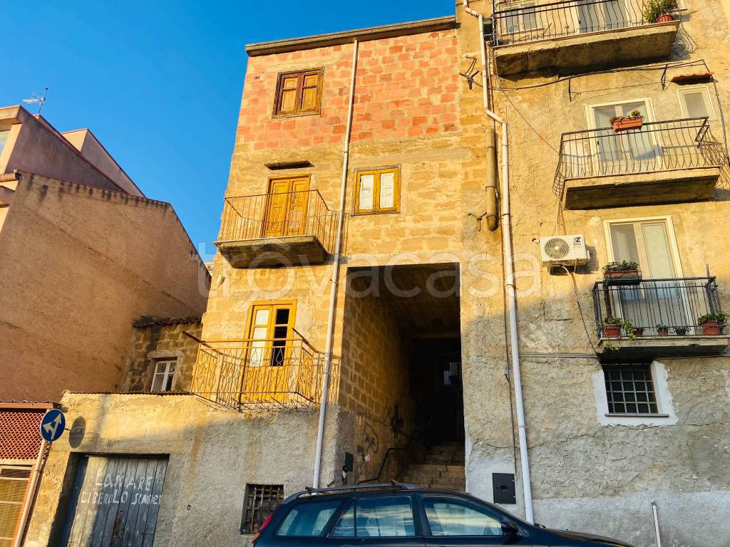 Casa Indipendente in vendita a Lascari via Giovanni Ducas, 10