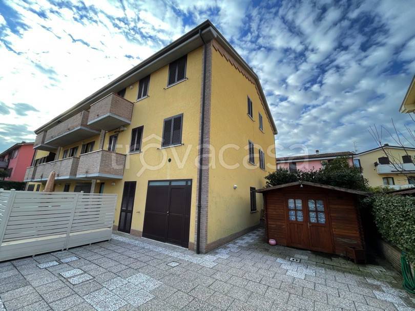 Villa a Schiera in vendita a Massa Lombarda