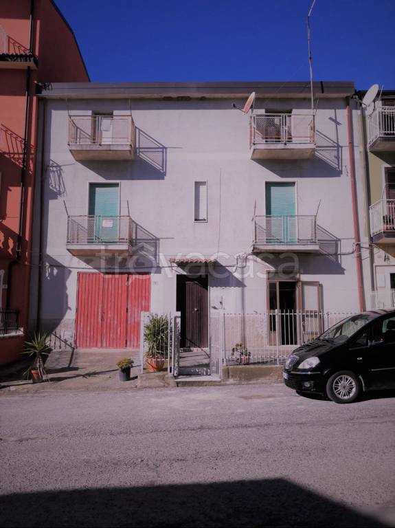 Villa a Schiera in in vendita da privato a Crotone via delle Ginestre, 12