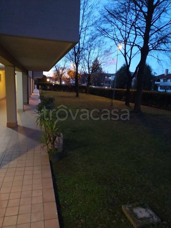 Appartamento in in vendita da privato a Padova via dell'Ippodromo, 55