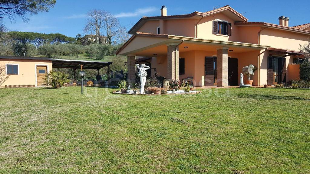 Villa Bifamiliare in in vendita da privato a Perugia strada Marscianese