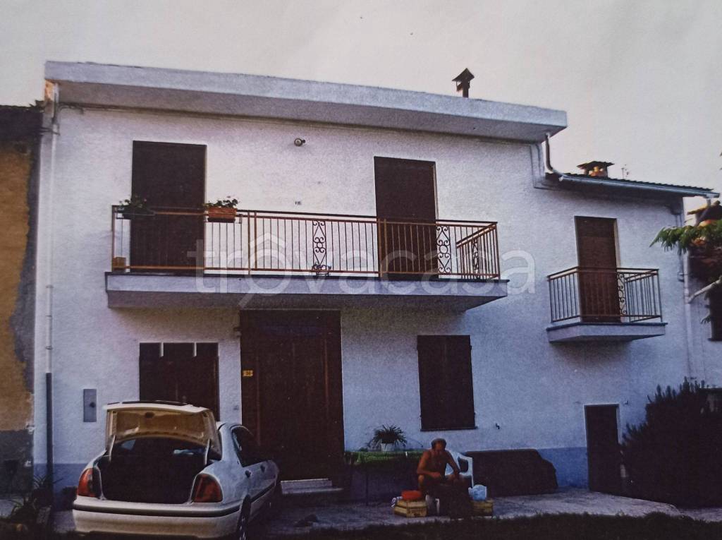 Villa a Schiera in in vendita da privato a Refrancore frazione Maddalena, 22