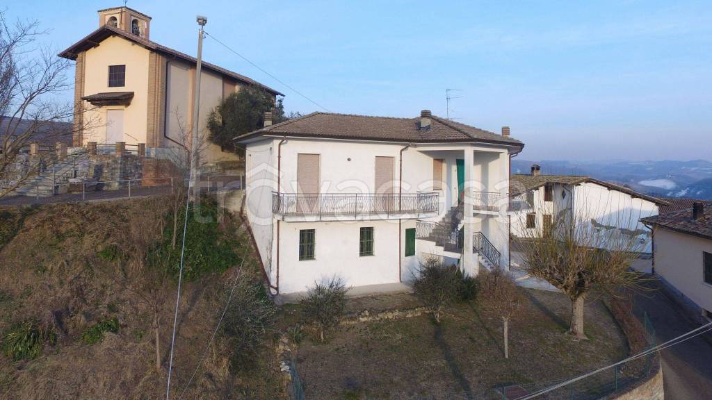 Villa in in vendita da privato a Fortunago località Sant'Eusebio
