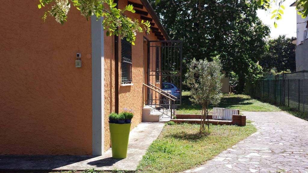 Villa Bifamiliare in in affitto da privato a Massa via Ricortola, 201