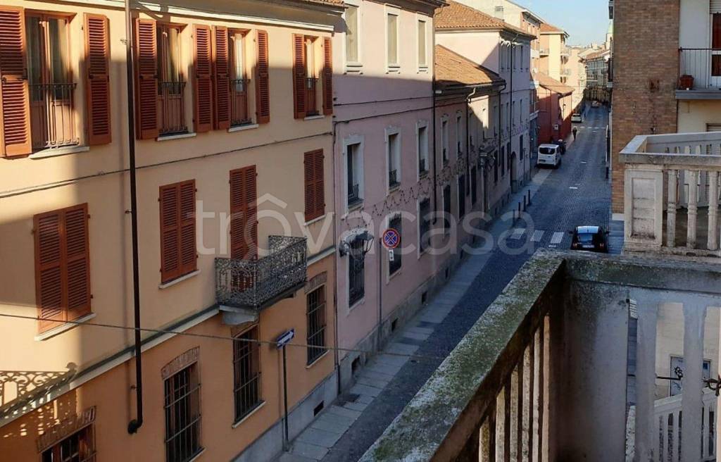 Appartamento in vendita ad Asti via brofferio, 128
