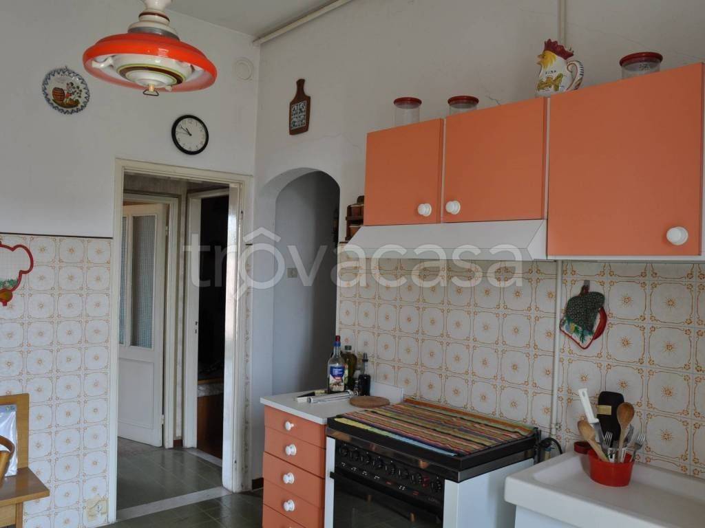 Appartamento in in vendita da privato a Pasturana via Giuseppe Mazzini, 6