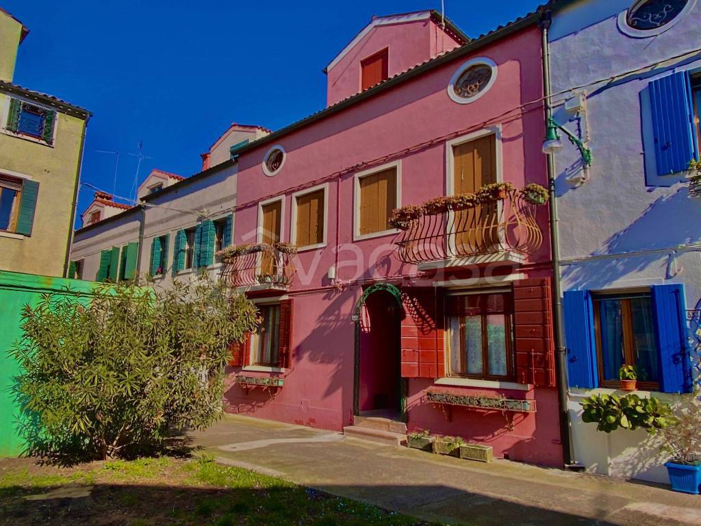 Casa Indipendente in in vendita da privato a Venezia san Martino Destra, 835