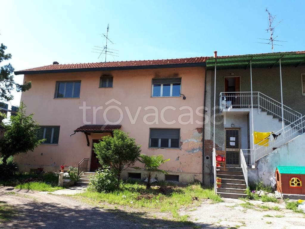 Villa in in vendita da privato a Boffalora sopra Ticino via Alessandro Volta, 9