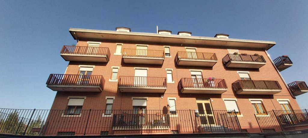 Appartamento in vendita a Mongardino piazza 4 Novembre, 2