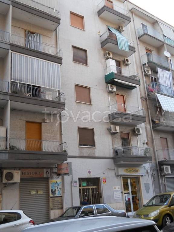 Appartamento in in vendita da privato a Taranto via Lucania, 8