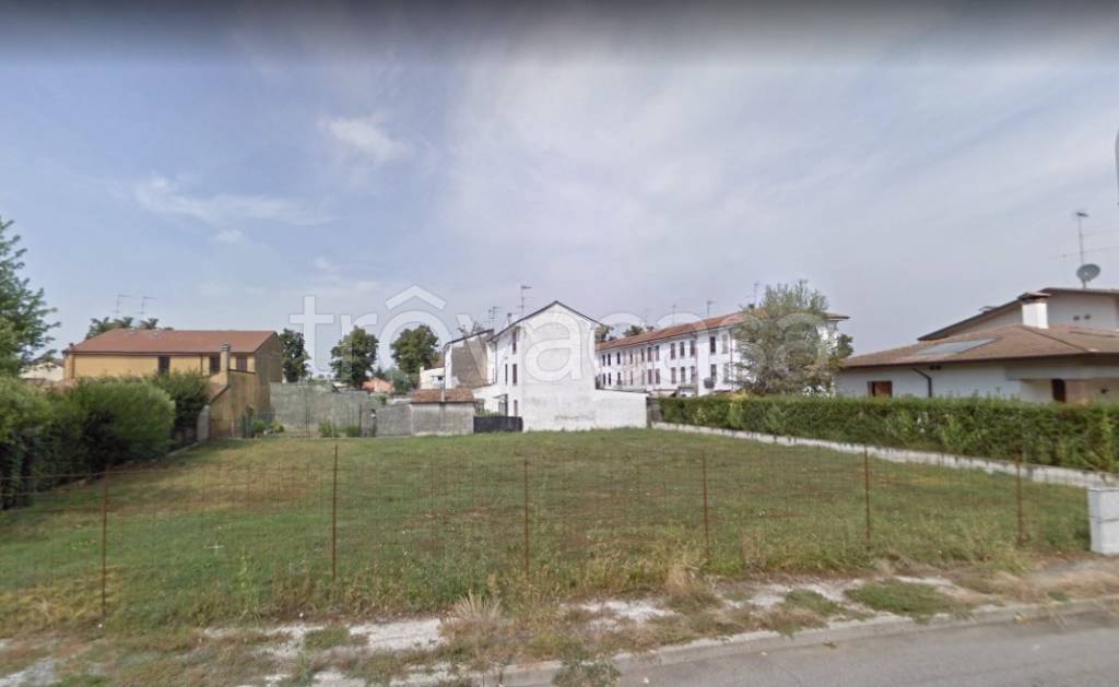Terreno Residenziale in vendita a Castel d'Ario via g. Carazza
